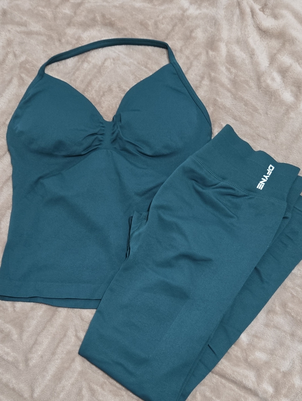 DFYNE FOREST GREEN Activewear Set size LARGE